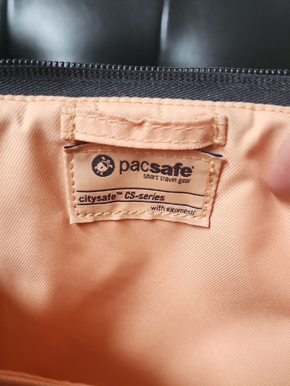 Pacsafe Citysafe Anti-theft Black Nylon Crossbody Purse Bag RFID CS Series CS100 - Picture 9 of 13